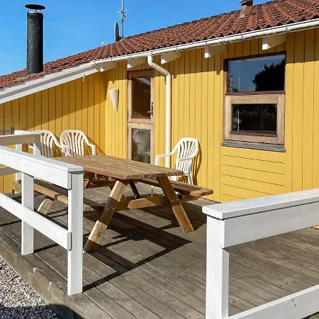 Secluded Retreat With Sauna - By Traum Casa de Férias