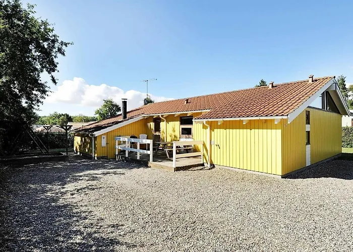 Dom wakacyjny Secluded Retreat With Sauna - By Traum