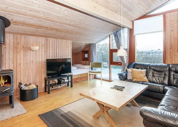 Dom wakacyjny Secluded Retreat With Sauna - By Traum
